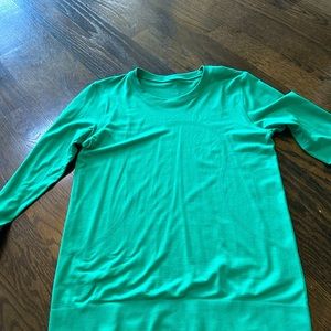 Lululemon Relxed Swiftly tech long sleeve. Never worn but without tags